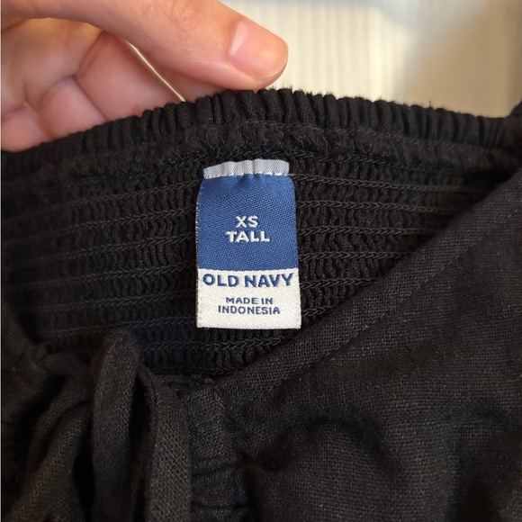 Black Linen Dress with Pockets - Picture 4 of 4